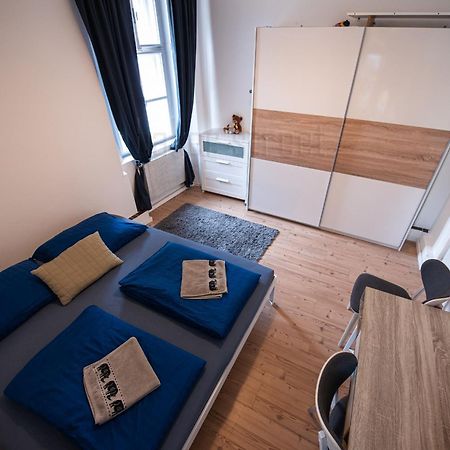 2 Rooms Apartment Close To Palmovka Praha Bagian luar foto