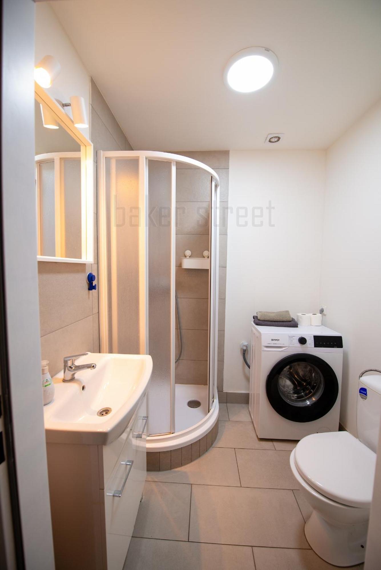 2 Rooms Apartment Close To Palmovka Praha Bagian luar foto